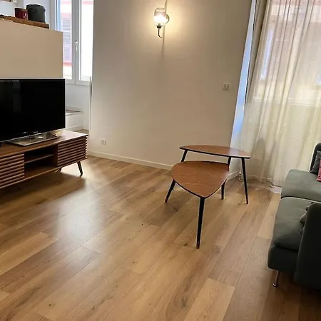 Apartment 2 Chambres Au Coeur Du Centre Ville. Ajaccio (Corsica)